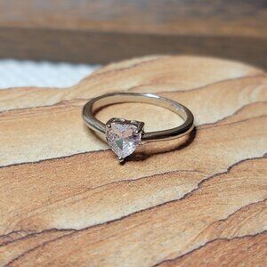 Crystal Heart Solitaire Ring - NEW - Size 7 - 18k white gold